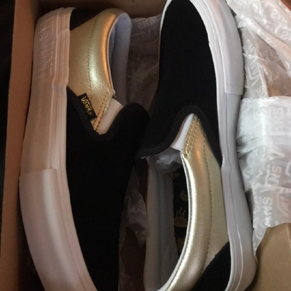 Vans Shoes Size 8 - Picture 5 of 5